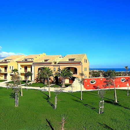 Marina Di Cala Del Sole Hotel Licata Exterior foto